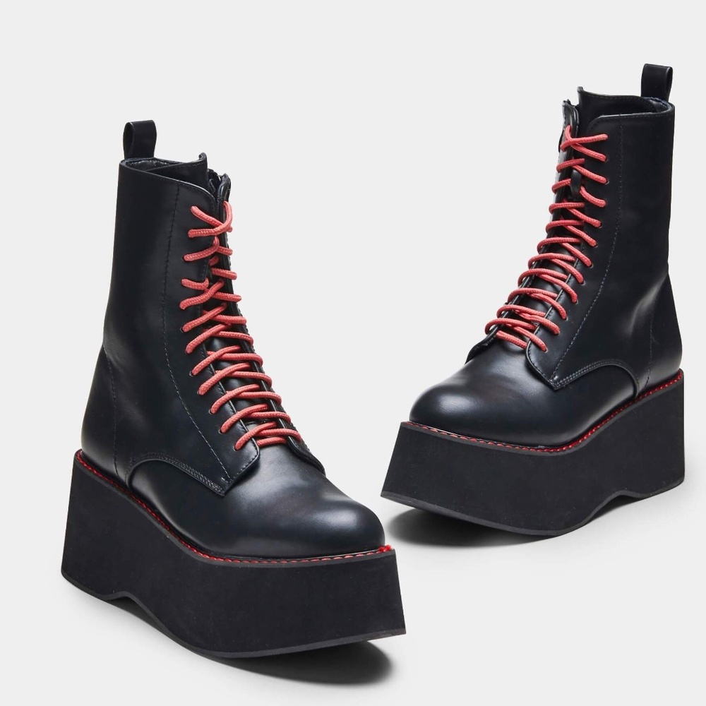 Vegan leather, lace up, platform boots